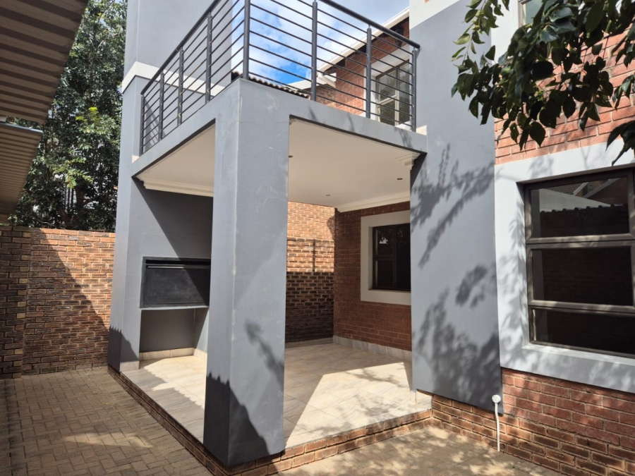 3 Bedroom Property for Sale in Heuwelsig Free State